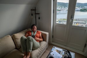 23PL0_6438-Enhanced-NR